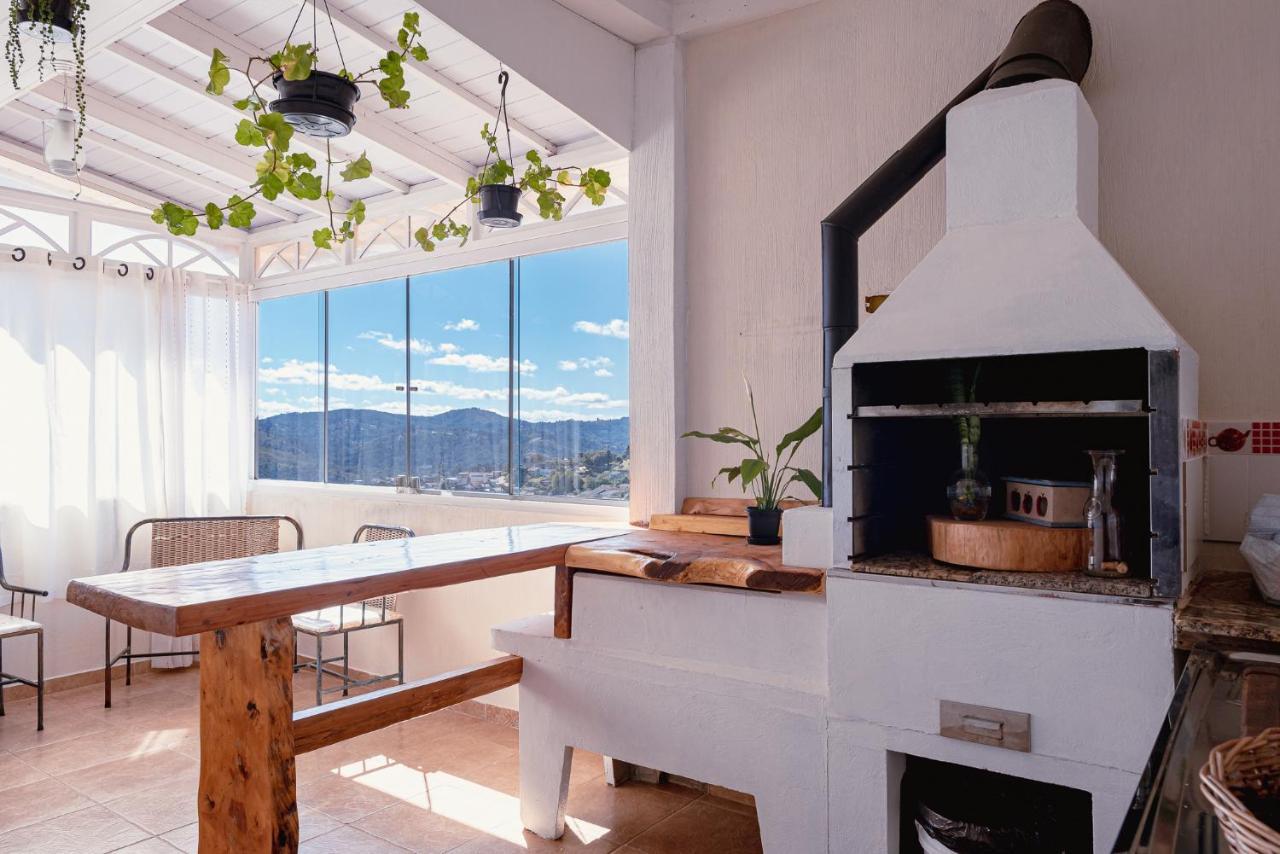Casa Em Campos Do Jordao Villa Esterno foto
